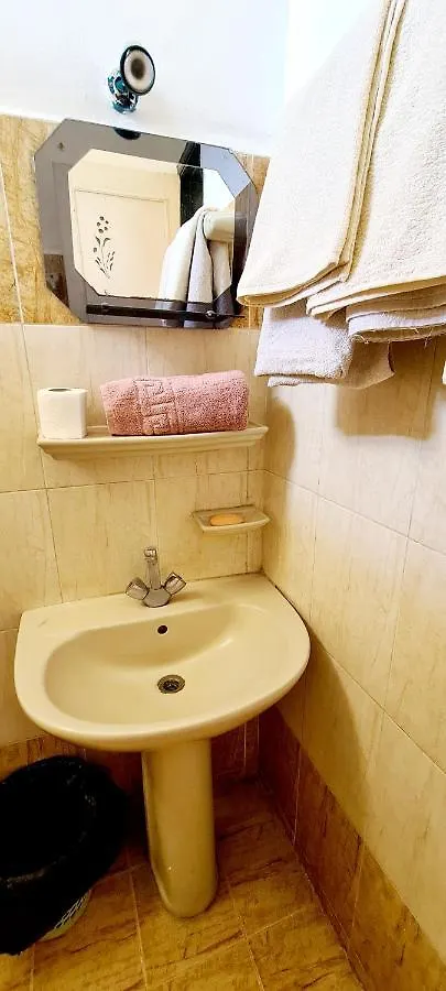 Guest house Senmut Luxory Rooms