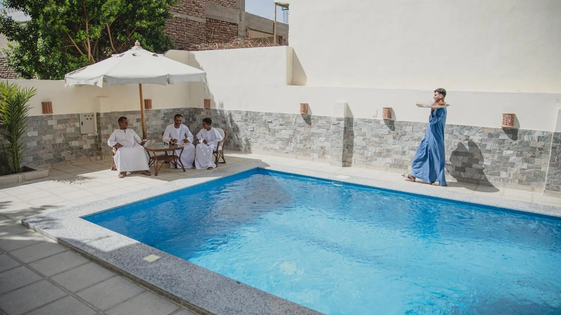 Senmut Luxory Rooms 2*, Luxor