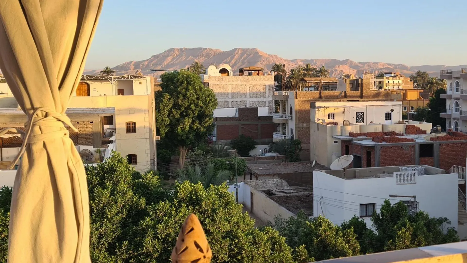 Guest house Senmut Luxory Rooms